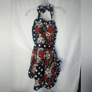 *Hemet Skull Roaes Pooka-Dot Apron